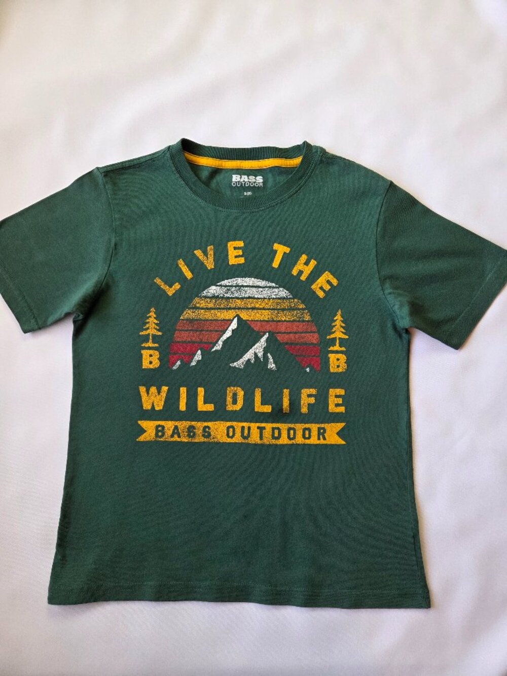 Bass Outdoor Wildlife Boys T-Shirt(size S 8)- Green